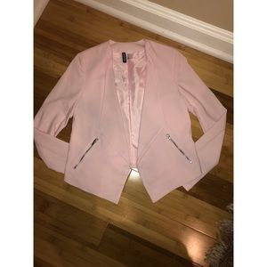 Light weight Pale Pink Blazer w/ zipper detail